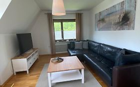 Ferienwohnung Mit Balkon Und Eingezaeunten Garten