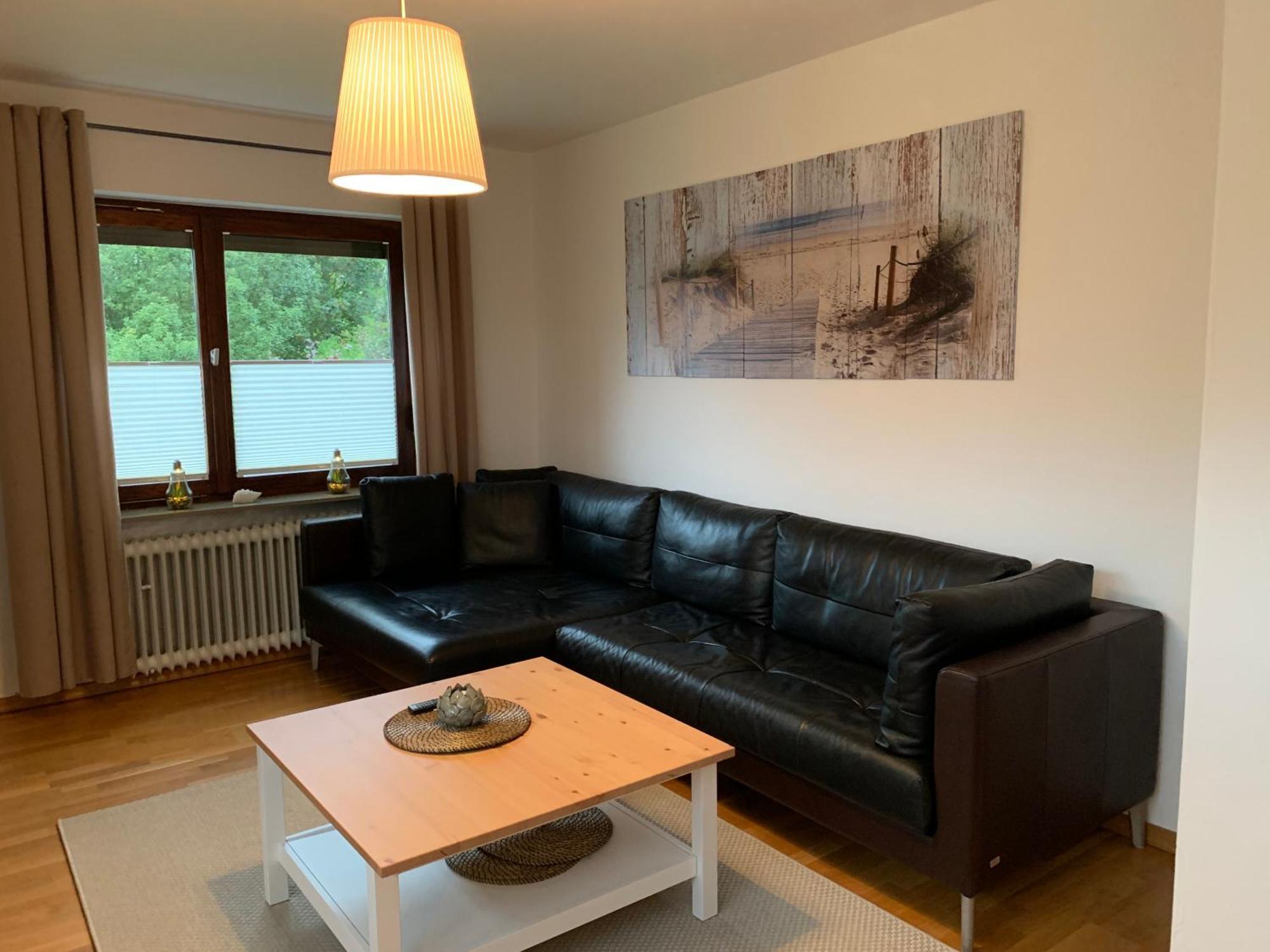 Ferienwohnung Mit Balkon Und Eingezaeunten Garten Aurich Buitenkant foto